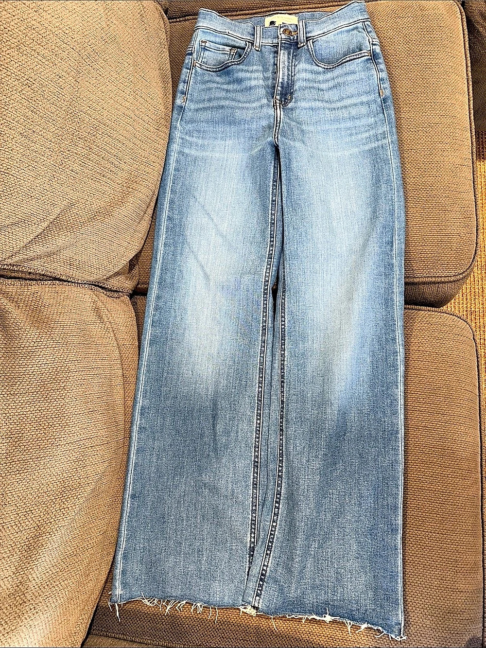 Current/Elliott The Navigator Wide Leg Jean Wide Leg Raw Hem Jeans in Blue Waist